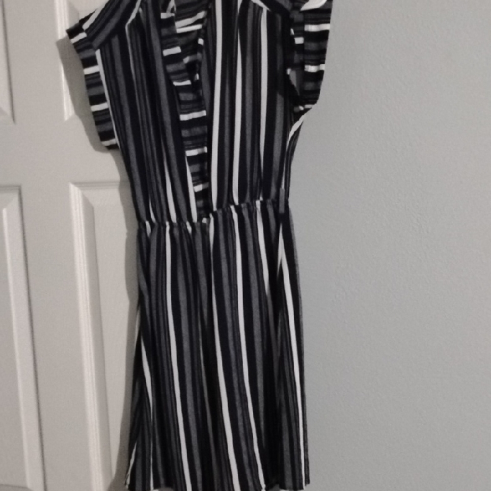 Monteau Navy and White Striped Top